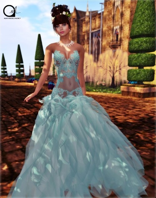 Sascha’s Designs- Acacia