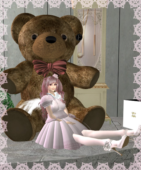 ピンクも涼やか甘いドレス‥‥Featherさん。