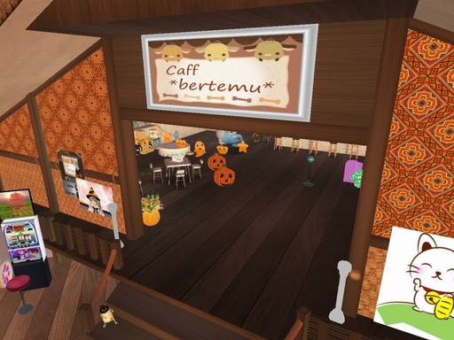 カフェ営業中21時までお店あけてます