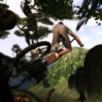 マウンテンバイクのジャンプポーズ！