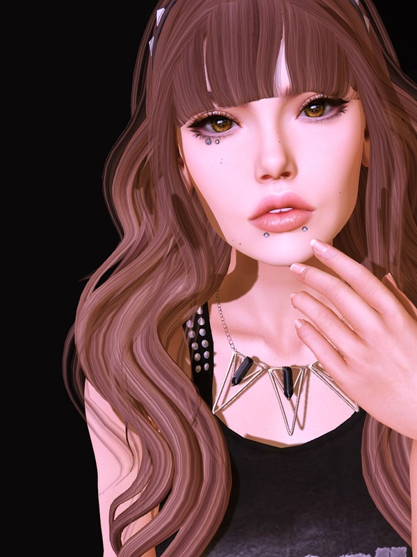 Whore Couture 5 //Gift