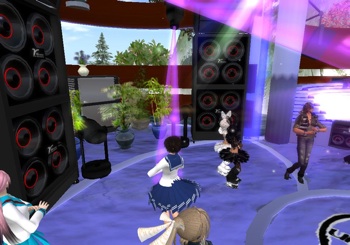 ゆんぬばーぐでダンス