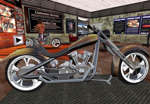 必ずゲット?大人気900Lのバイクのミッドナイトマニアれす